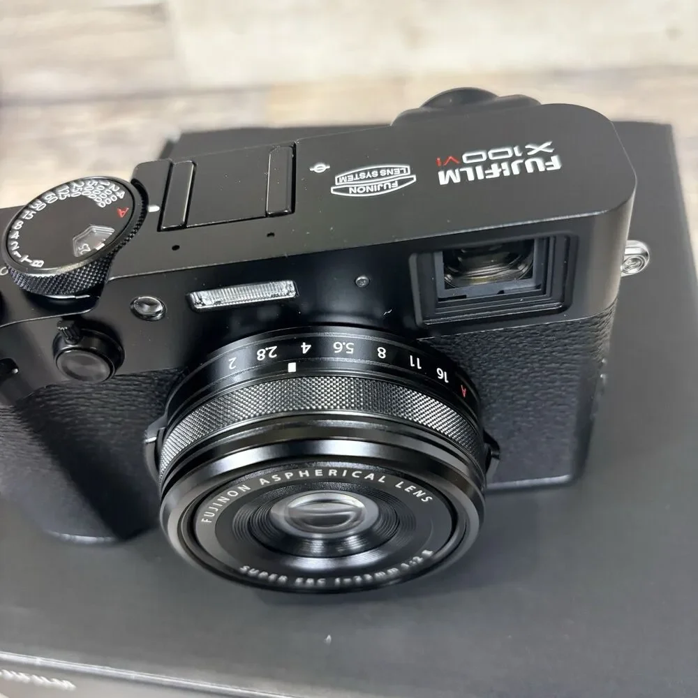 FUJIFILM X100VI 40.2MP Digital Camera - Black *BRAND NEW*